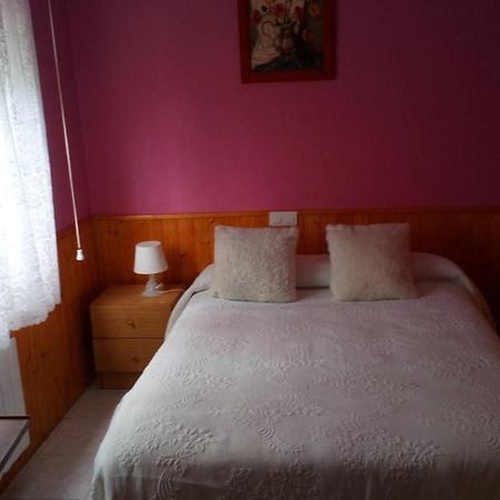 Hostal El Venero Сотільйо-де-ла-Адрада Екстер'єр фото