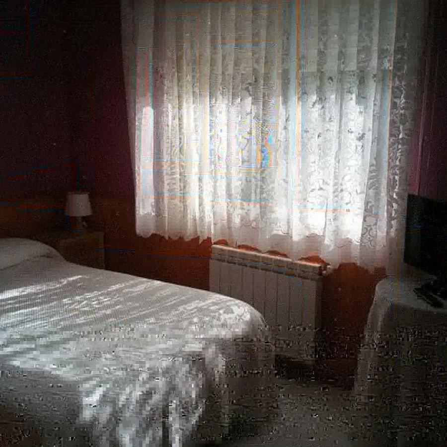 Hostal El Venero Сотільйо-де-ла-Адрада Екстер'єр фото