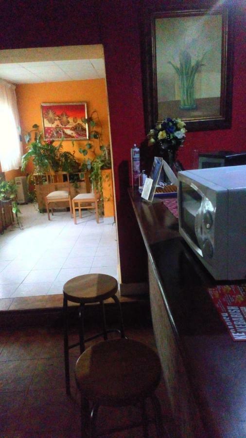 Hostal El Venero Сотільйо-де-ла-Адрада Екстер'єр фото