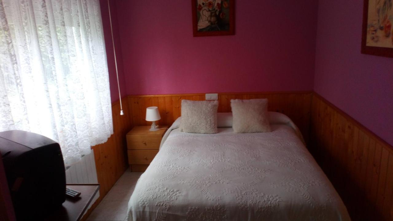 Hostal El Venero Сотільйо-де-ла-Адрада Екстер'єр фото